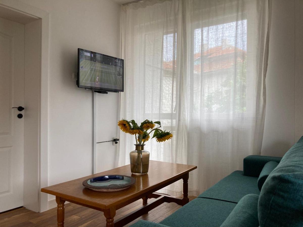 Fos And Flame Apartment โซโซโปล ภายนอก รูปภาพ